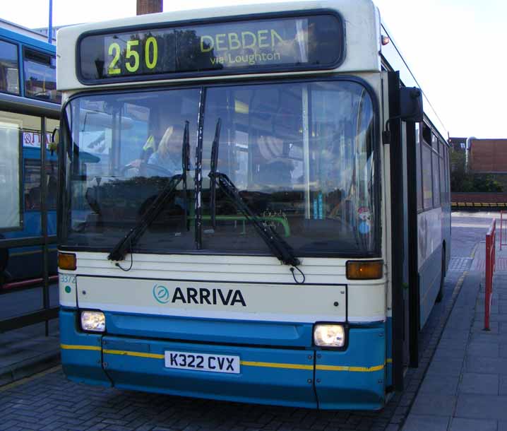 Arriva the Shires Dennis Dart Plaxton 3372